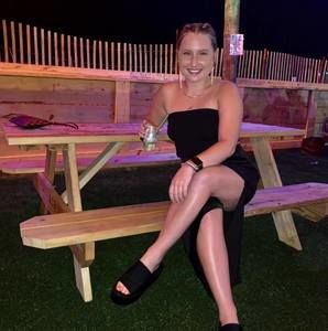 Meet your Posher, Abigail